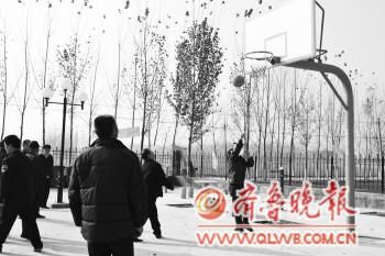 ��һ��(sh��)ӛ�ͷ��������(d��ng)���Ć���