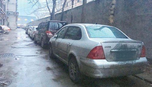 ʡ�ǖ|��һ���fС�^(q��)��(n��i)���]�Є���ͣ܇λ����������͛]�еط�ͣ܇��������(b��o)ӛ�� ���� �z